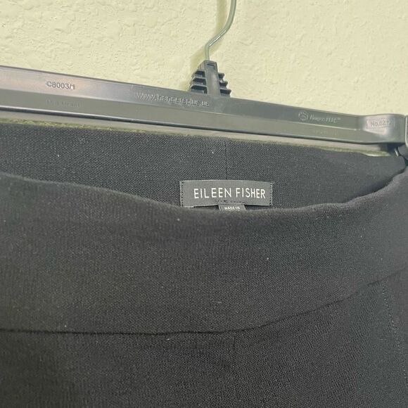 Eileen Fisher Solid Black Viscose Pull On Skinny Straight Leg Pants Size XS - Picture 7 of 9